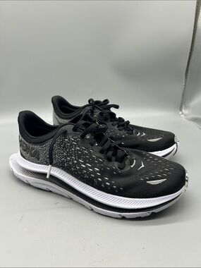 🌺 Like Brand New! Hoka Kawana 7.5